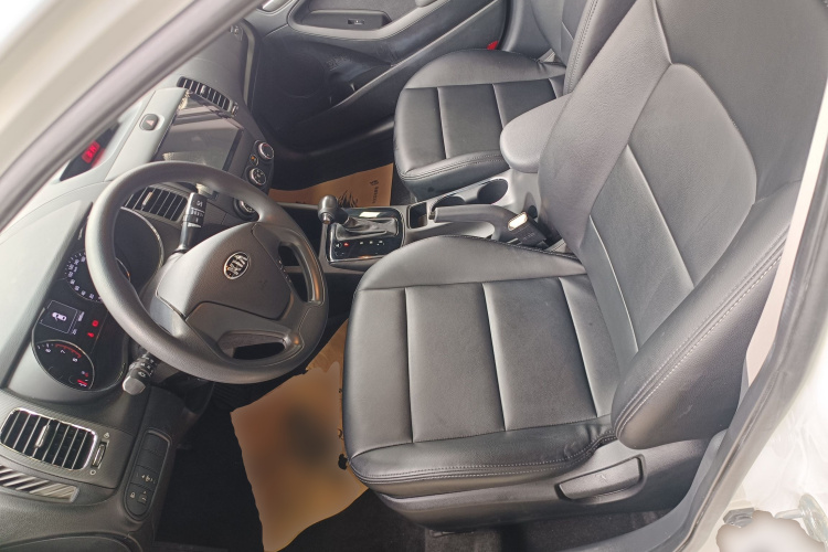 Kia 2017 car image #15