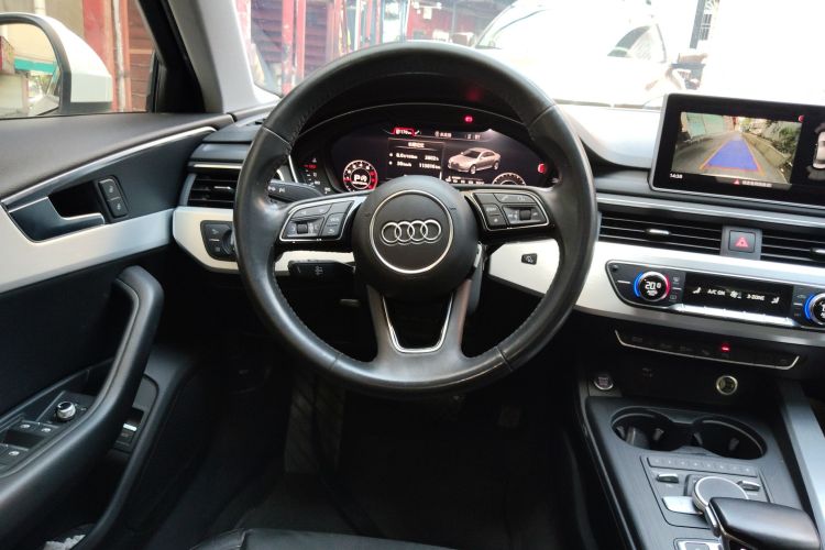 Audi A4L 2019 immagine di auto #15