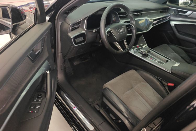 Audi A6L New Energy 2021 #15 Audi A6L New Energy 2021 car image #15