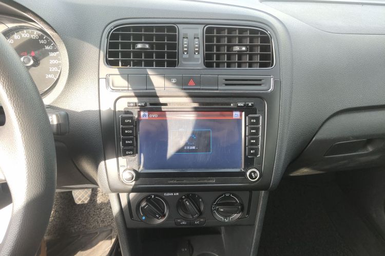 Polo 2017 #15 Polo 2017 car image #15