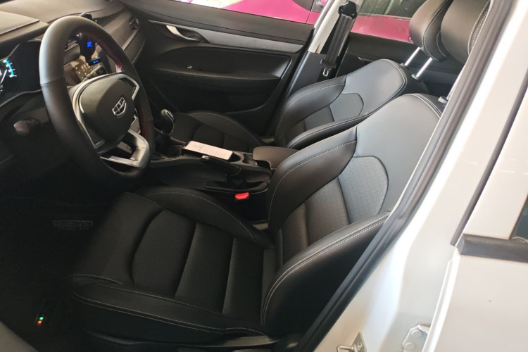 GEELY Emgrand 2022 #15 GEELY Emgrand 2022 car image #15