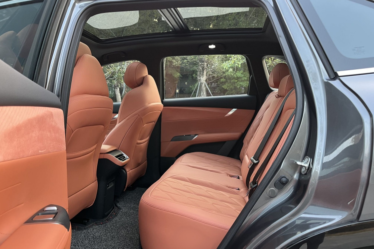 Changan CS75 Plus 2024 immagine di auto #15