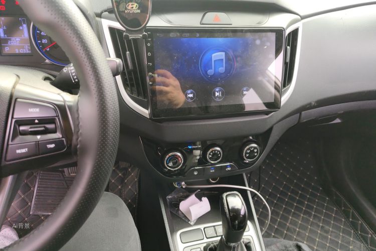 Hyundai ix25 2018 #15 Hyundai ix25 2018 car image #15