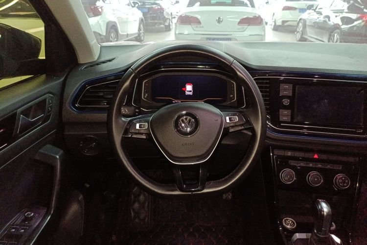 T-Roc 2020 #15 T-Roc 2020 car image #15