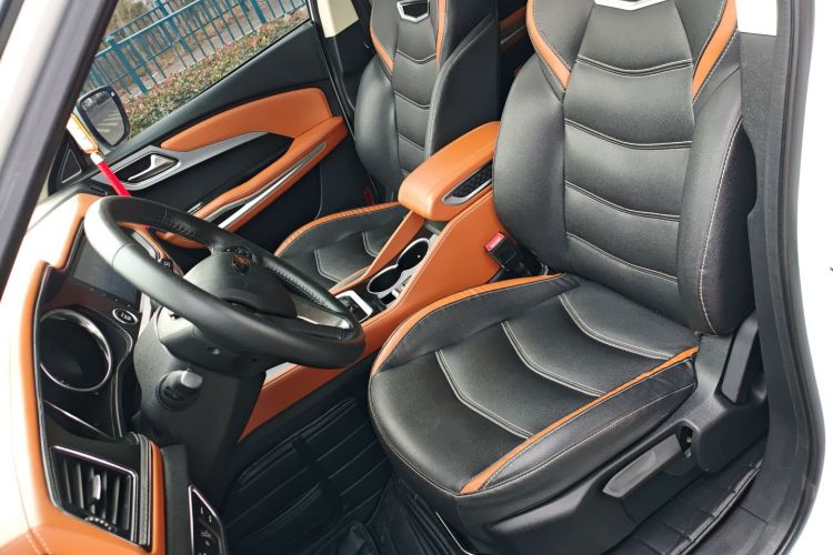 众泰 众泰T300 2019 汽车图片 #15