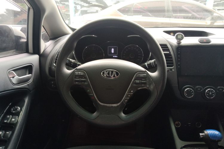 Kia 2017 car image #15