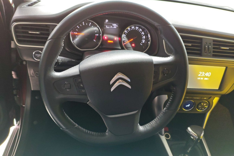 雪铁龙 雪铁龙C3-XR 2015 汽车图片 #15