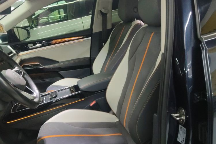 Volkswagen ID.6 Crozz 2022 immagine di auto #15