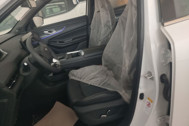 Changan CS55PLUS PHEV 2025 immagine di auto #15