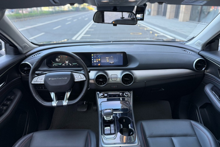 Forthing T5 EVO 2021 car image #15