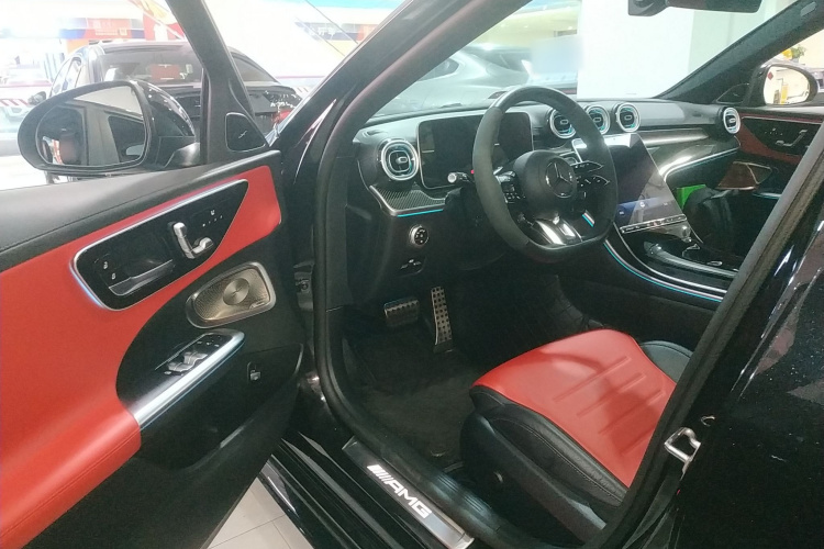 Mercedes-Benz C AMG 2024 immagine di auto #15