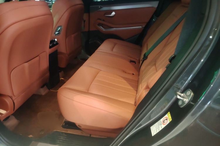 BYD Tang L 2025 صورة سيارة #15