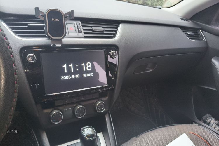 Skoda Octavia 2019 #15 Skoda Octavia 2019 car image #15