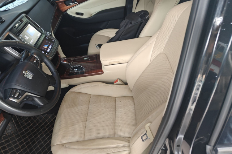 丰田 皇冠 2016 汽车图片 #15