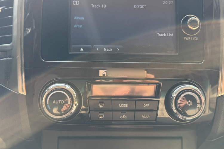 Rolls-Royce 2019 car image #15