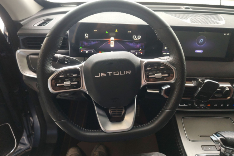 X70 PLUS 2022 car image #15