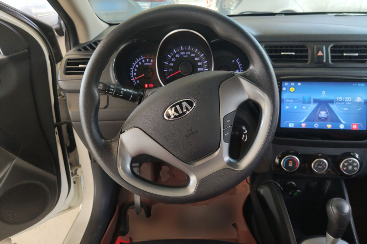 Kia K2 2016 imagen de coche #15