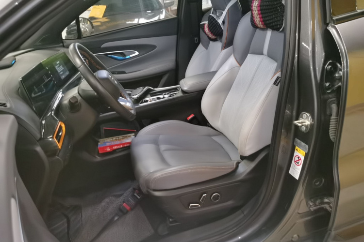 Changan UNI-T 2022 car image #15