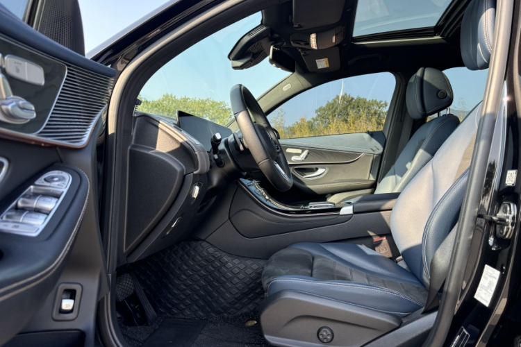 Mercedes-Benz 2022 car image #15