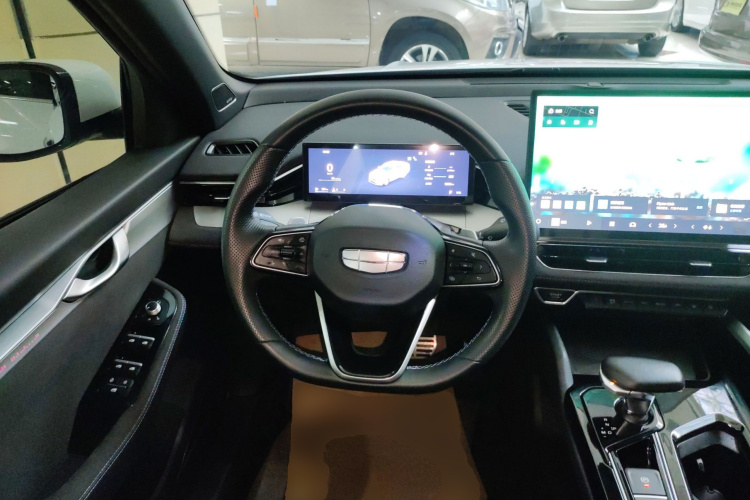 Preface 2024 immagine di auto #15
