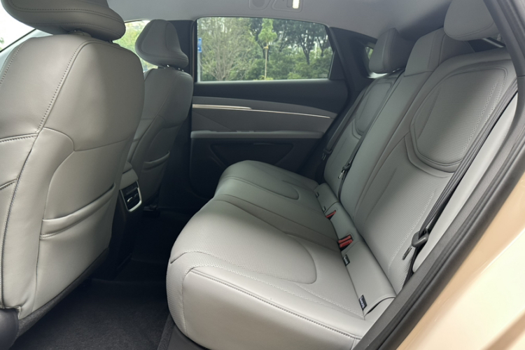 Xpeng MONA M03 2025 #15 Xpeng MONA M03 2025 immagine di auto #15