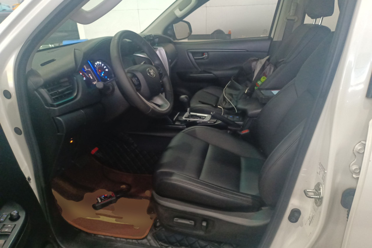 Toyota Fortuner 2019 #15 Toyota Fortuner 2019 car image #15