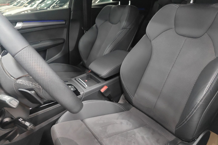 Audi Q5L Sportback 2023 #15 Audi Q5L Sportback 2023 car image #15