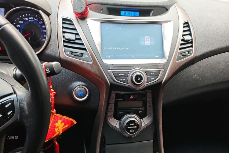 Hyundai Elantra MD 2015 #15 Hyundai Elantra MD 2015 car image #15