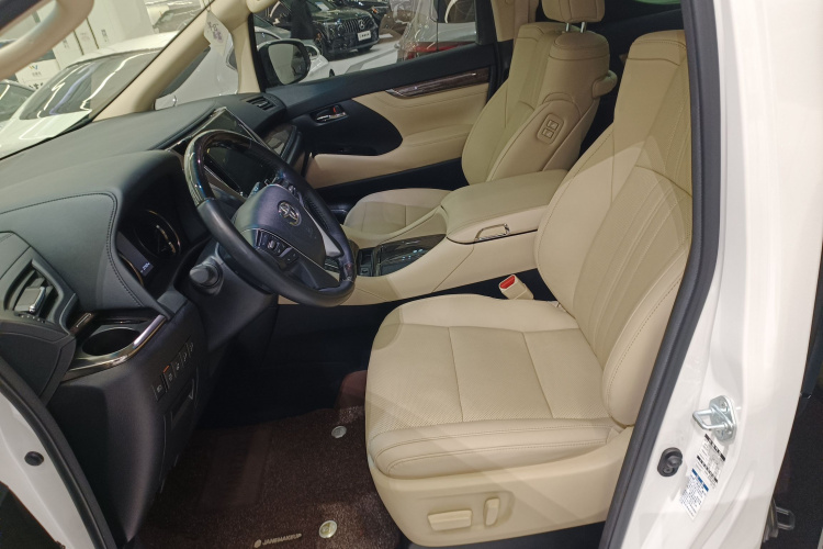 Toyota Alphard 2021 #15 Toyota Alphard 2021 car image #15