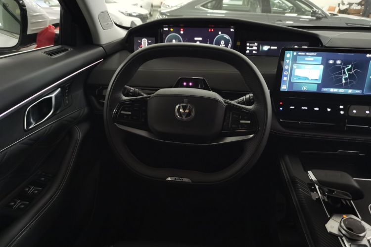 Changan UNI-K iDD 2025 #15 Changan UNI-K iDD 2025 car image #15