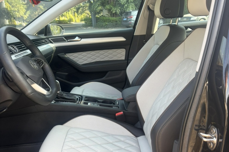 Volkswagen Magotan 2023 #15 Volkswagen Magotan 2023 car image #15