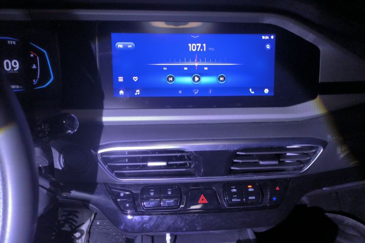 Showjet 2024 car image #15