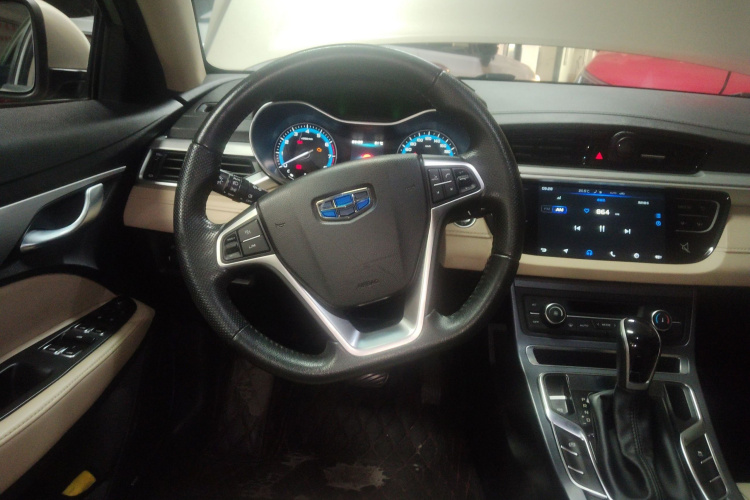 GEELY Emgrand 2019 car image #15