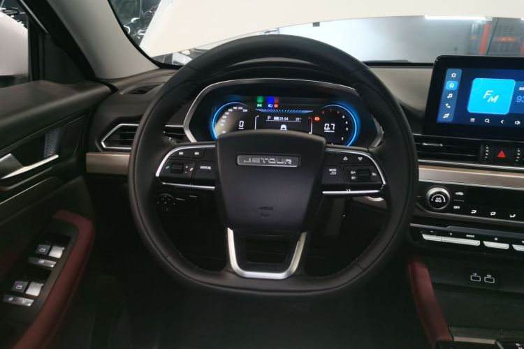 Jetour X70 2025 car image #15