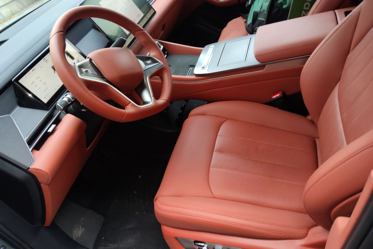 BYD Tang L 2025 car image #15