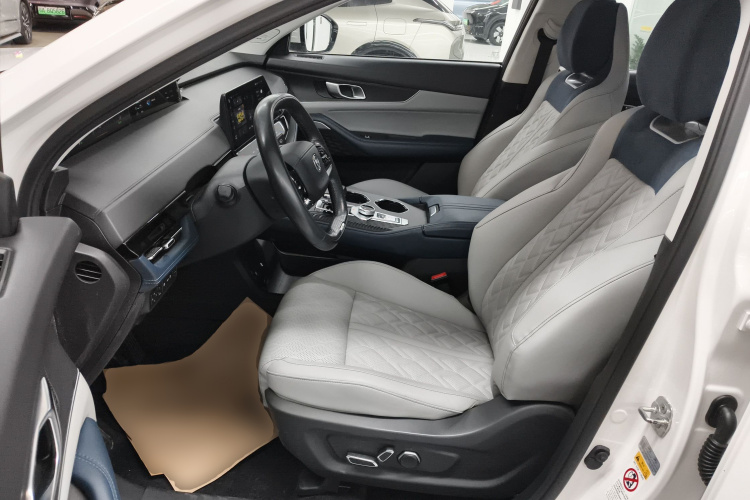 Changan UNI-K iDD 2023 #15 Changan UNI-K iDD 2023 car image #15