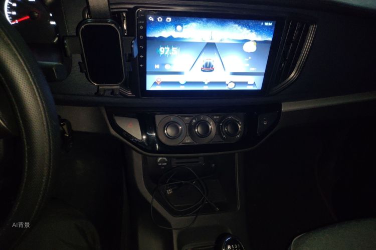 Forthing Lingzhi 2025 #15 Forthing Lingzhi 2025 car image #15