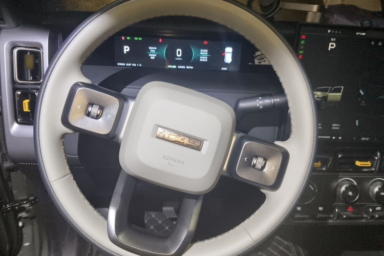 2025 car image #15