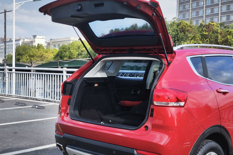 Haval H2s 2016 car image #15