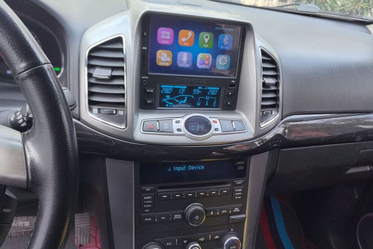 Chevrolet Captiva 2015 car image #15