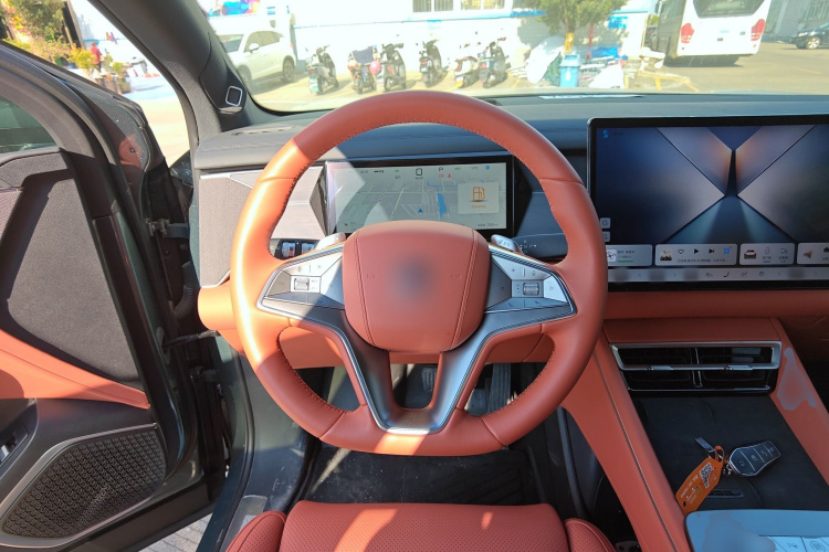 BYD Tang L 2025 car image #15