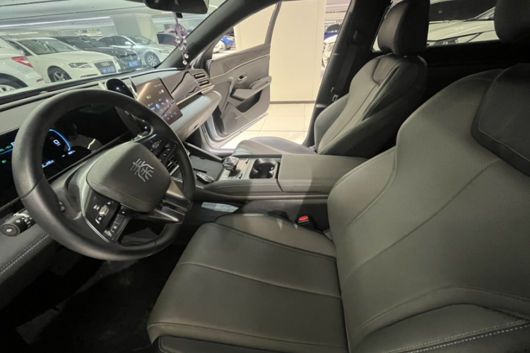 BYD Qin L 2024 #15 BYD Qin L 2024 car image #15