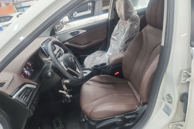 Soueast A5 Wing Dance 2023 #15 Soueast A5 Wing Dance 2023 car image #15