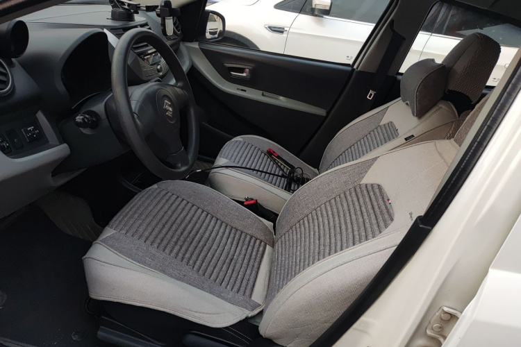 Suzuki 2014 car image #15