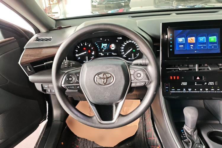 Toyota Avalon 2023 car image #15