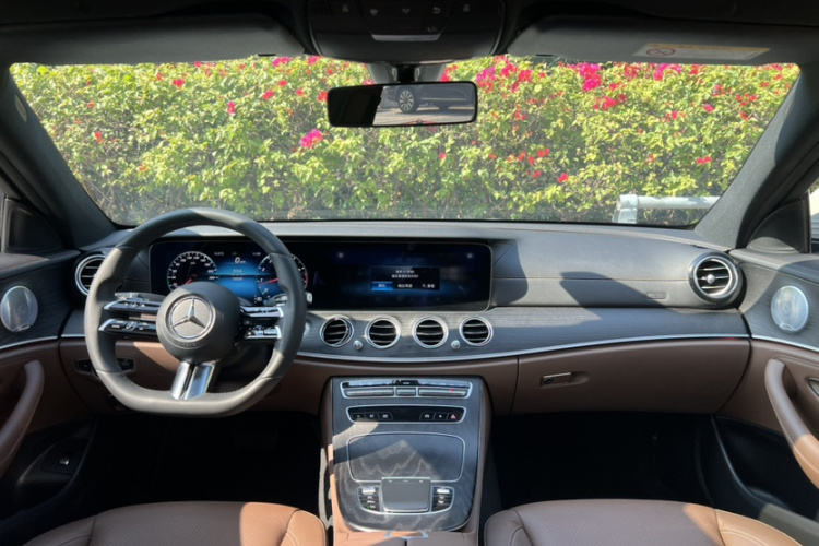 Mercedes-Benz E Class 2021 car image #15