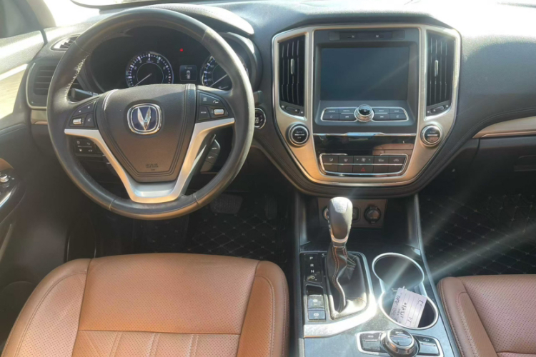 Changan CS95 2017 #15 Changan CS95 2017 car image #15