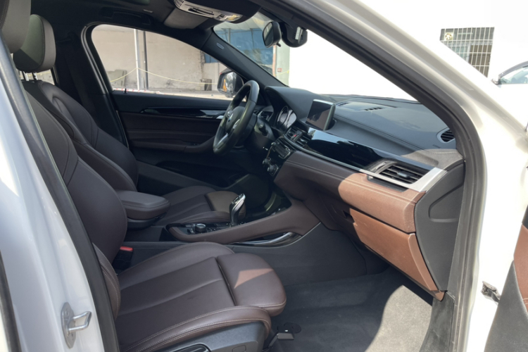 BMW X2 2020 immagine di auto #15