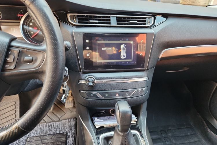 Peugeot 408 2017 car image #15