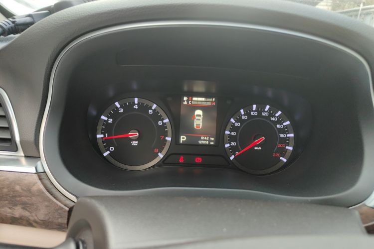 GAC Trumpchi GA8 2018 #15 GAC Trumpchi GA8 2018 car image #15